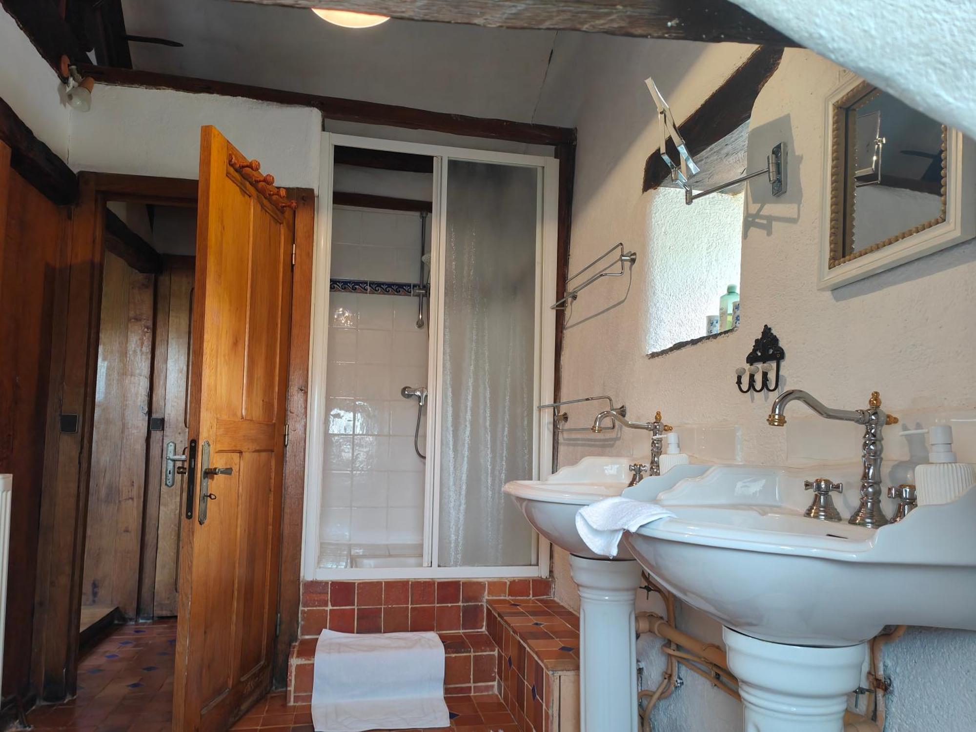 Chambre D'Hotes Saint Jacob Relais De Chasse Du XVIII Siecle Les Fougerêts Exteriör bild