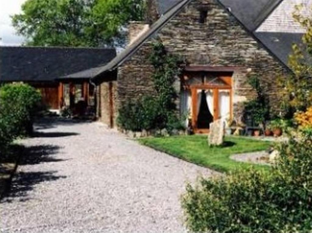 Chambre D'Hotes Saint Jacob Relais De Chasse Du XVIII Siecle Les Fougerêts Exteriör bild