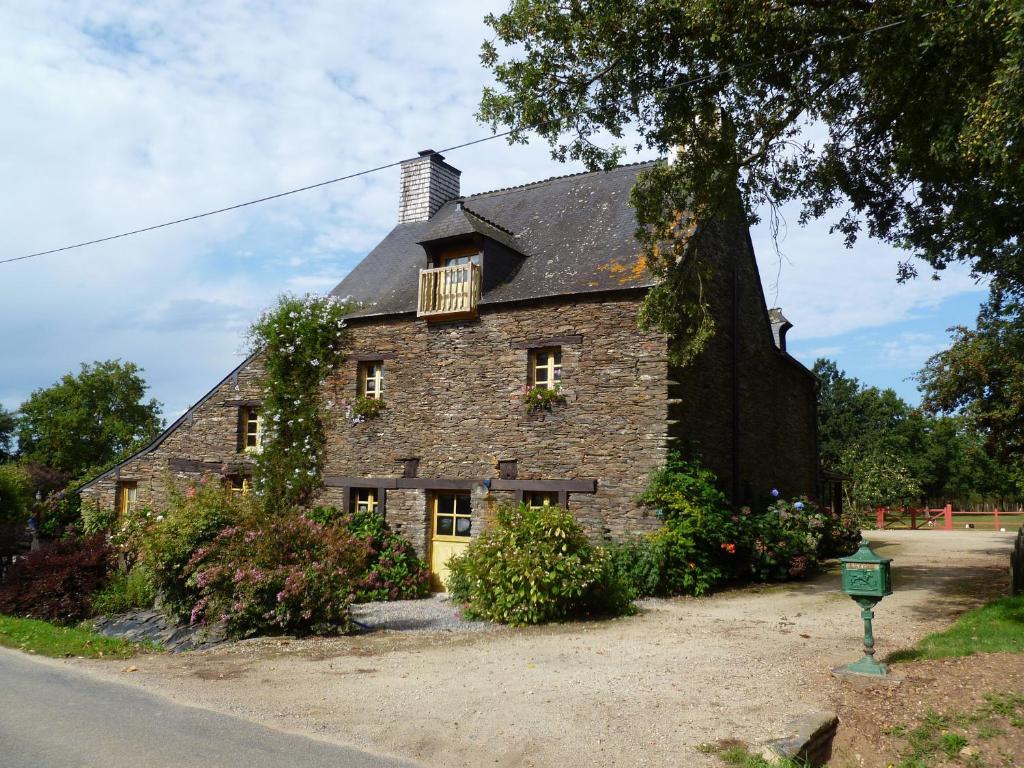 Chambre D'Hotes Saint Jacob Relais De Chasse Du XVIII Siecle Les Fougerêts Exteriör bild